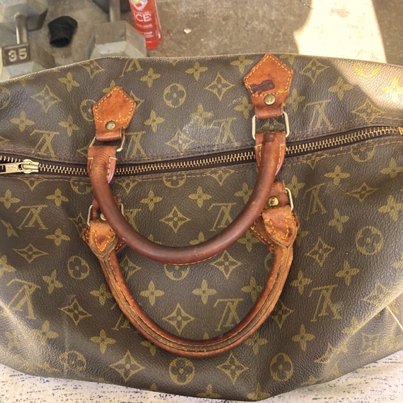 Louis Vuitton bag make or female attire with accent wallet / coin purse - Picture 5 of 5